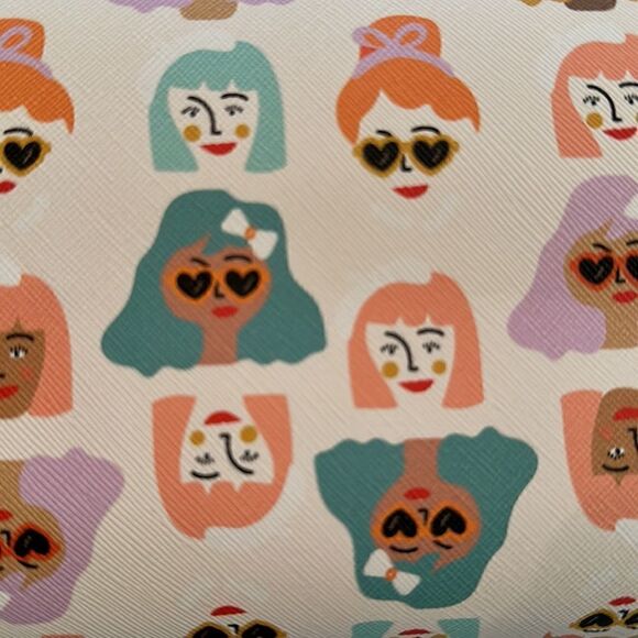 OCS Designs Toiletry Makeup Cosmetic Bag Zipper Pastel Women’s Faces - Picture 8 of 8